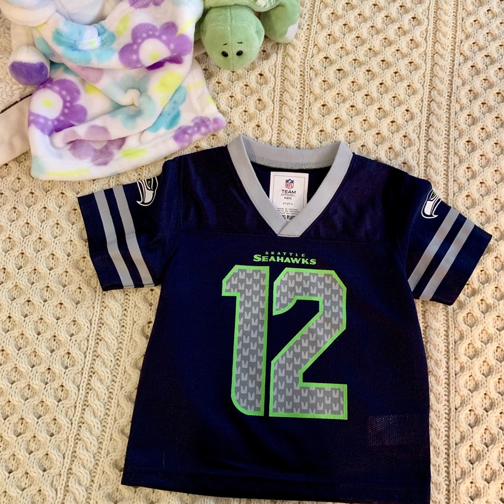 EUC 2T boy or girl Seattle Seahawks jersey